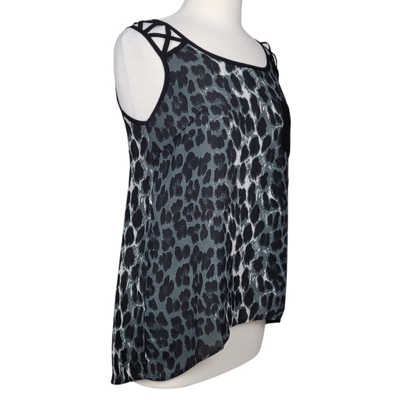 EDGE Blouse Sleeveless Animal Print Size Medium - Picture 2 of 8